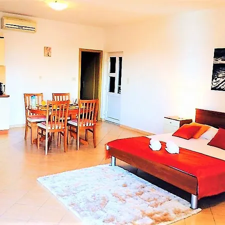 Apartament Vibrations No5 *